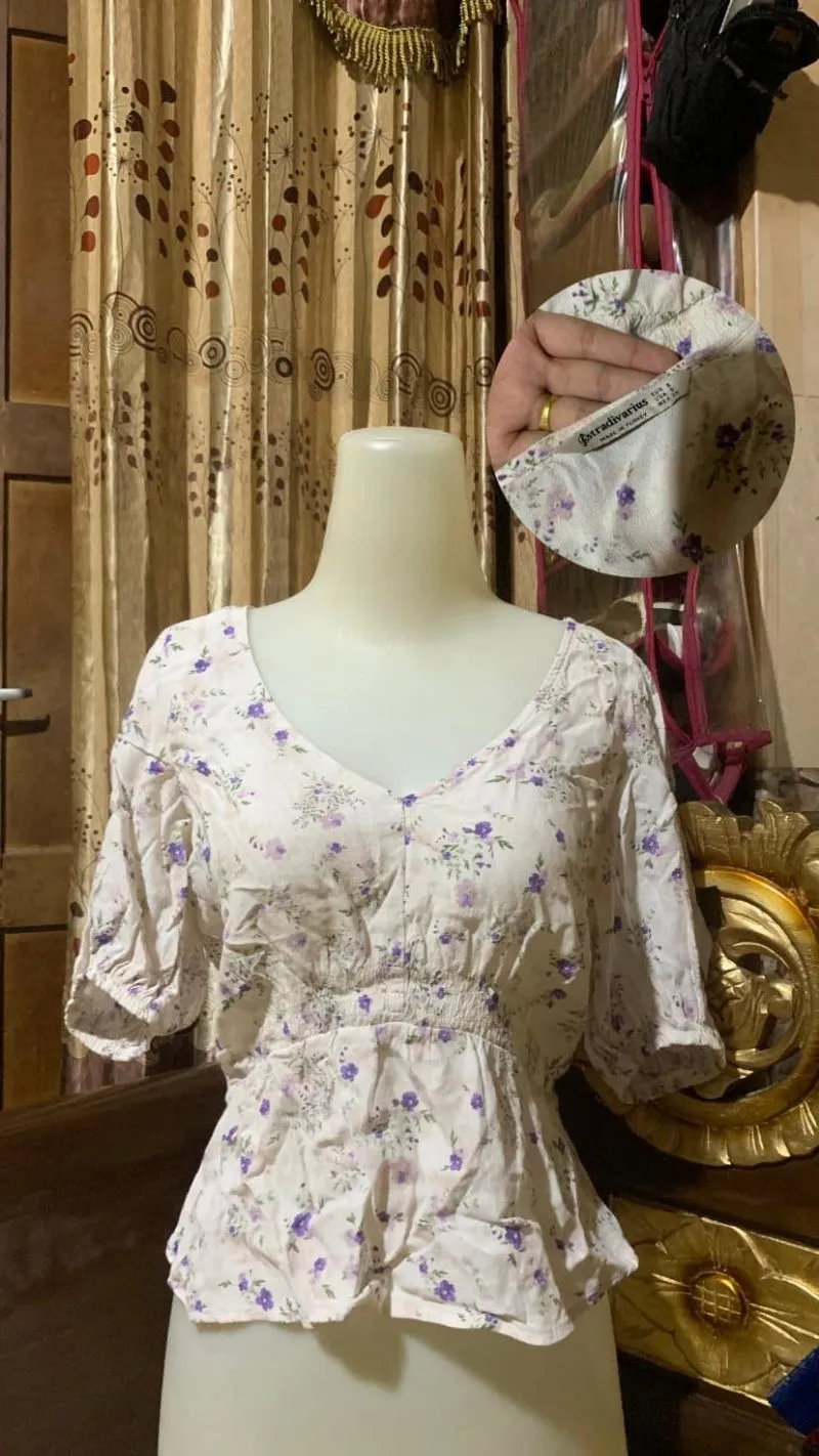 Stradivarius Vintage Blouse Wanita tan cream photo 1