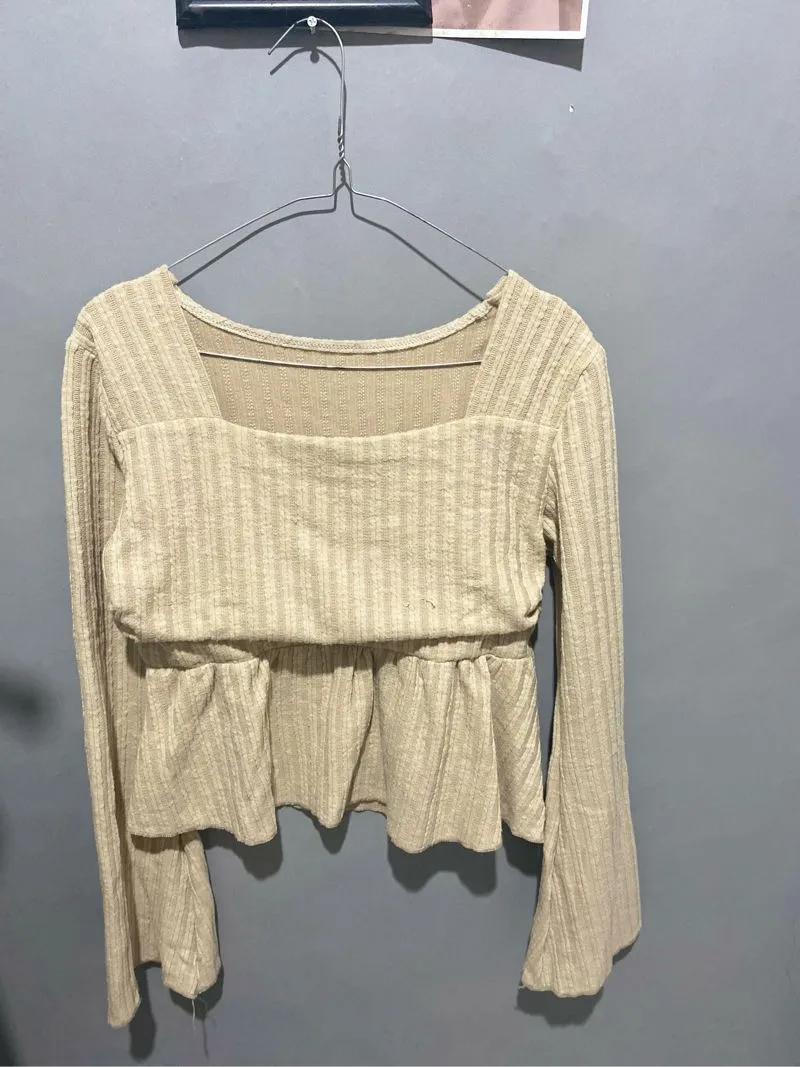Casual Blouse Wanita cream photo 1