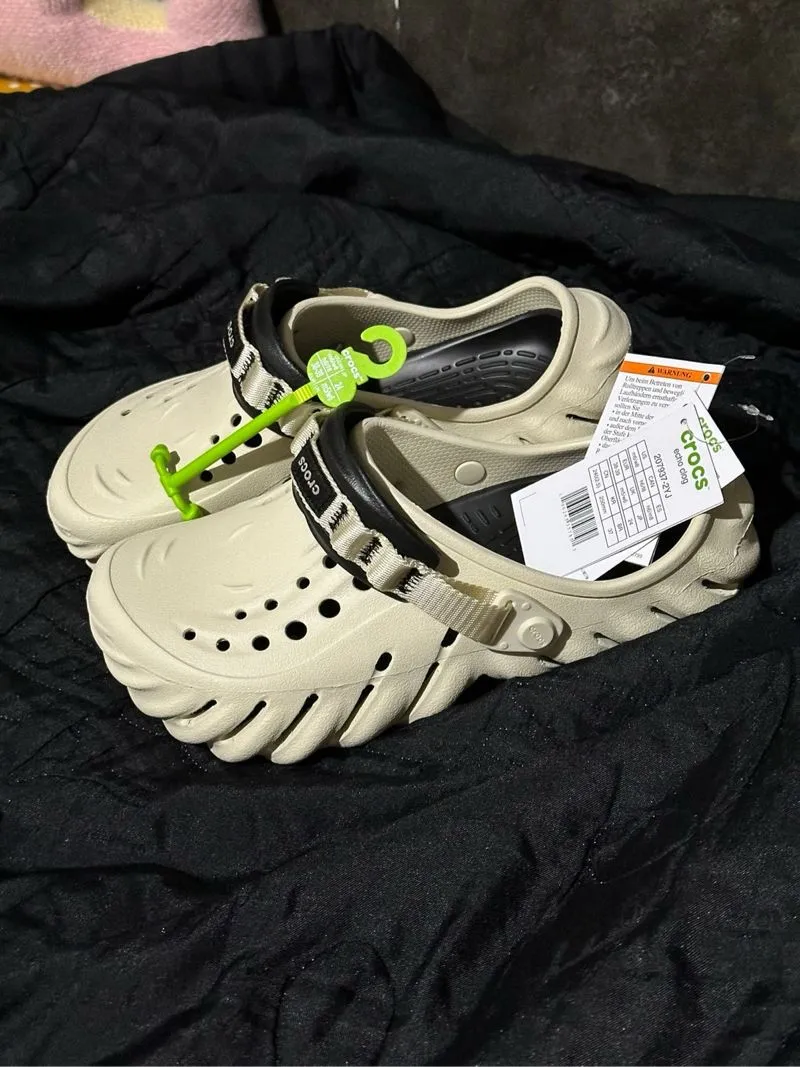 Crocs Minimalist Futurist Sandals & slide Pria tan cream photo 1