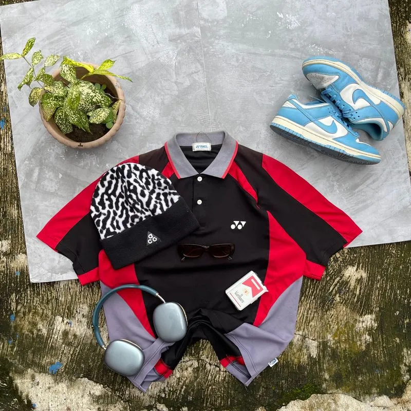Yonex Grunge Lolita Polo shirt Pria red black photo 1