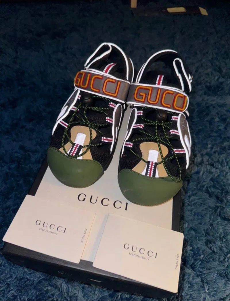 Gucci Luxury Avant Garde Sandals & slide Pria green photo 1