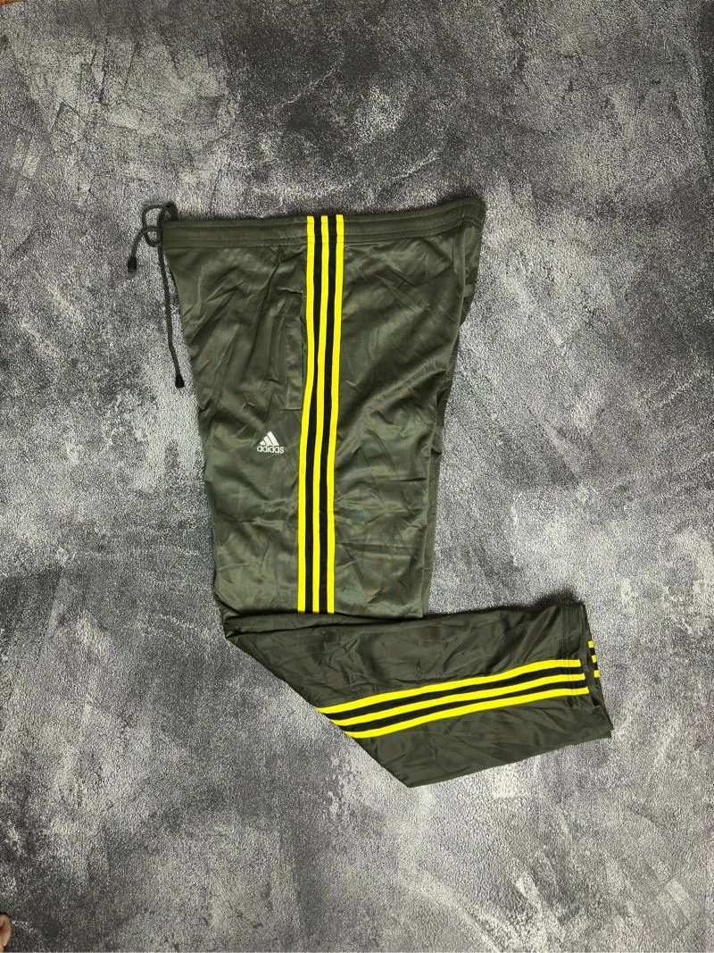 Adidas Sportswear Sweatpants & Joggers Pria green photo 1