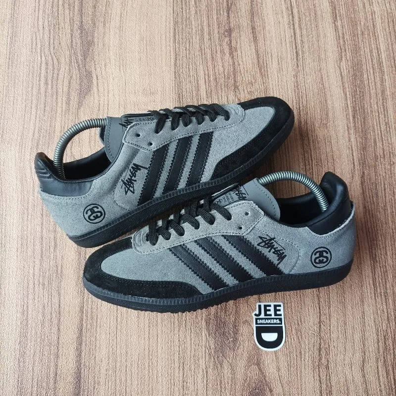 Adidas Casual Sneakers Pria black gray photo 1
