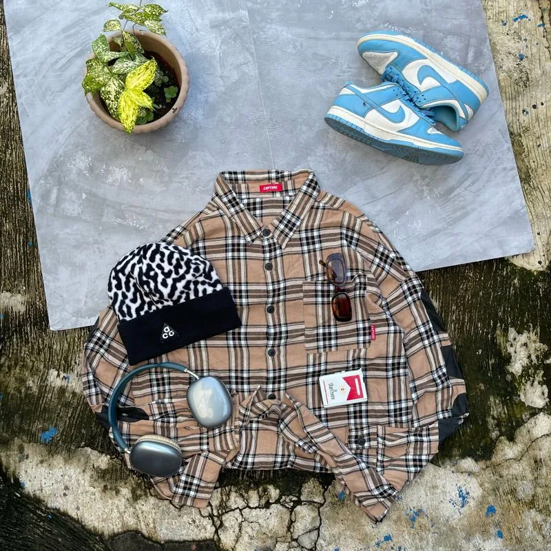 Grunge Indie Casual shirt Pria tan black photo 1