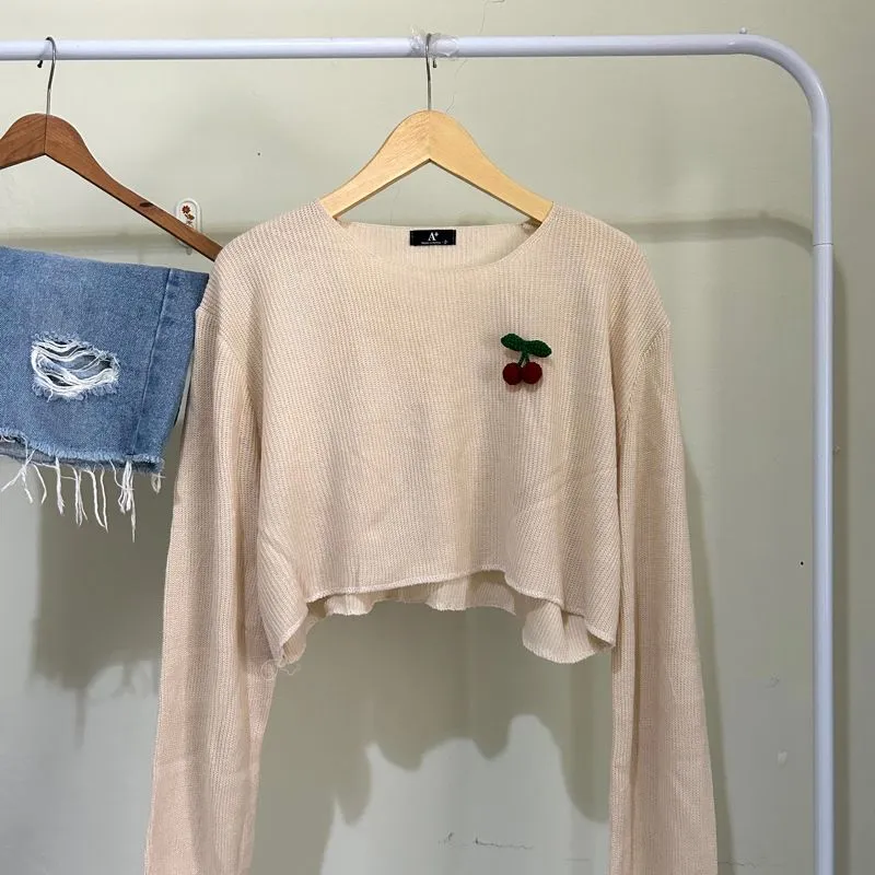 Minimalist Crop top Wanita cream photo 1