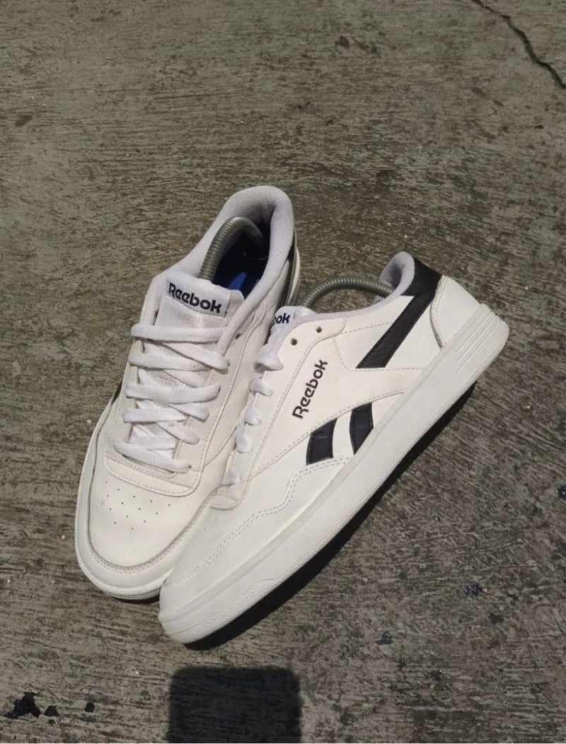 Reebok Casual Sneakers Pria white photo 1