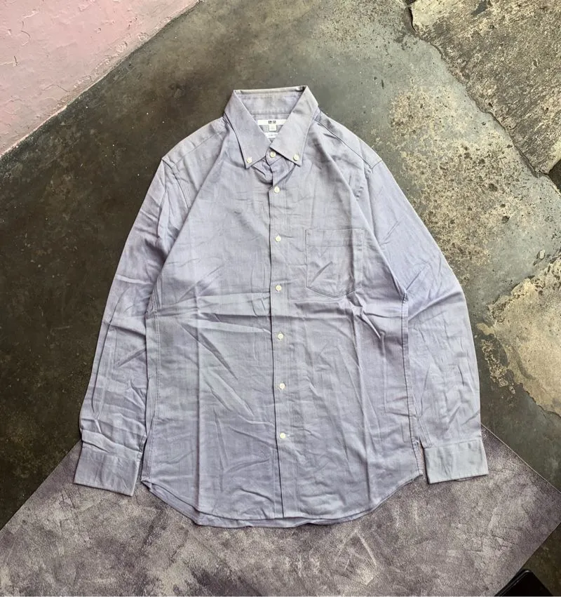 Uniqlo Muslim Formal shirt Pria silver photo 1
