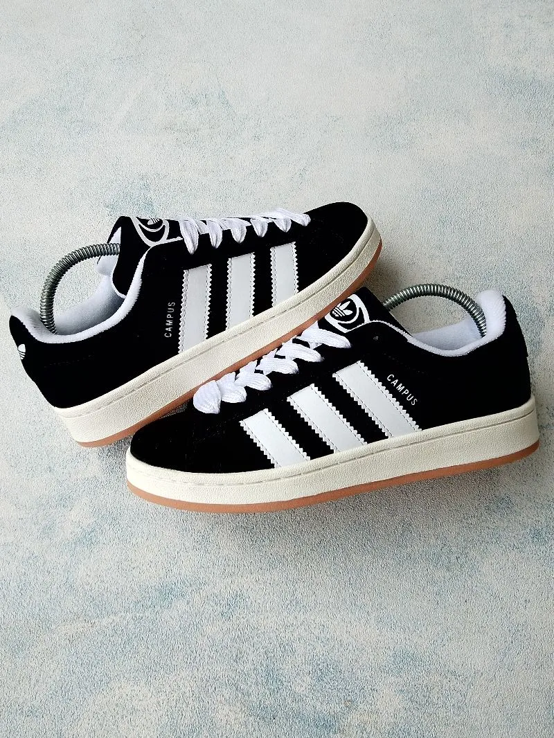 Adidas Casual Casual shoe Pria white black photo 1