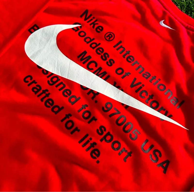 Nike Vintage Streetwear Sweater Pria red photo 1