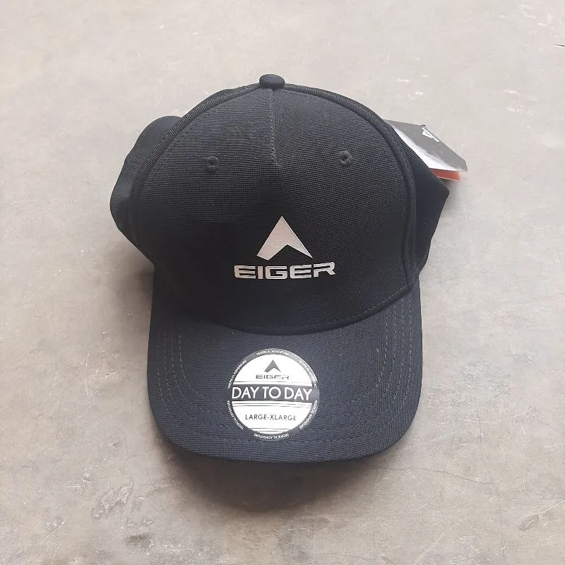 Eiger Streetwear Minimalist Hat Pria black photo 1