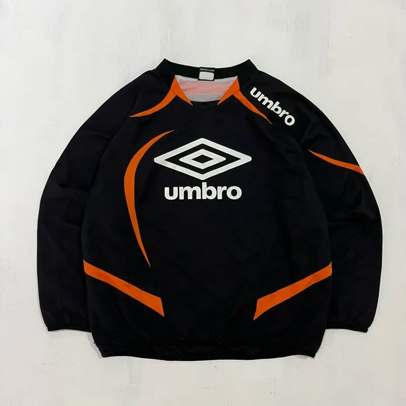 Umbro Streetwear Sportswear Jersey Pria black photo 1