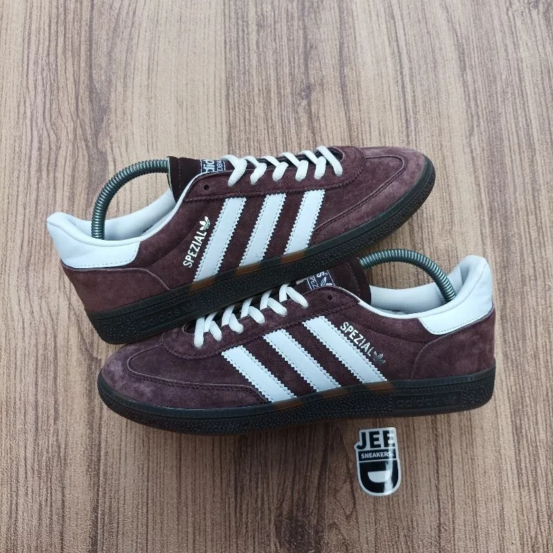 Adidas Indie Casual Sneakers Pria white brown photo 1
