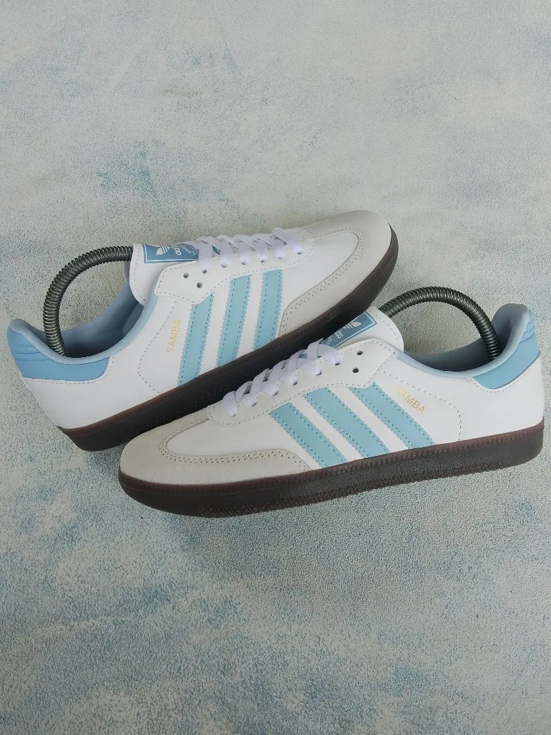 Adidas Casual Sneakers Wanita white blue photo 1