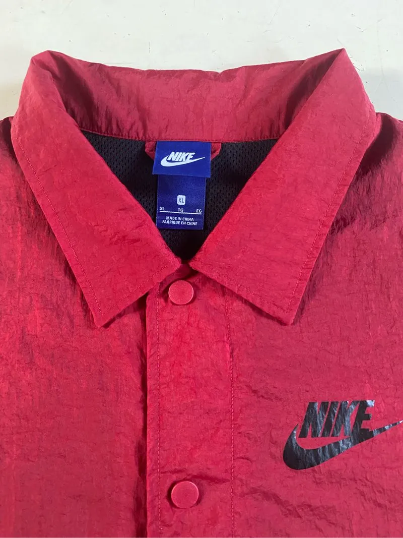 Nike Sportswear Casual Windbreaker Pria red photo 1