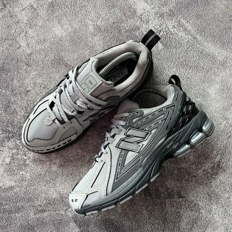 New Balance Streetwear Sportswear Sneakers Pria gray photo 1