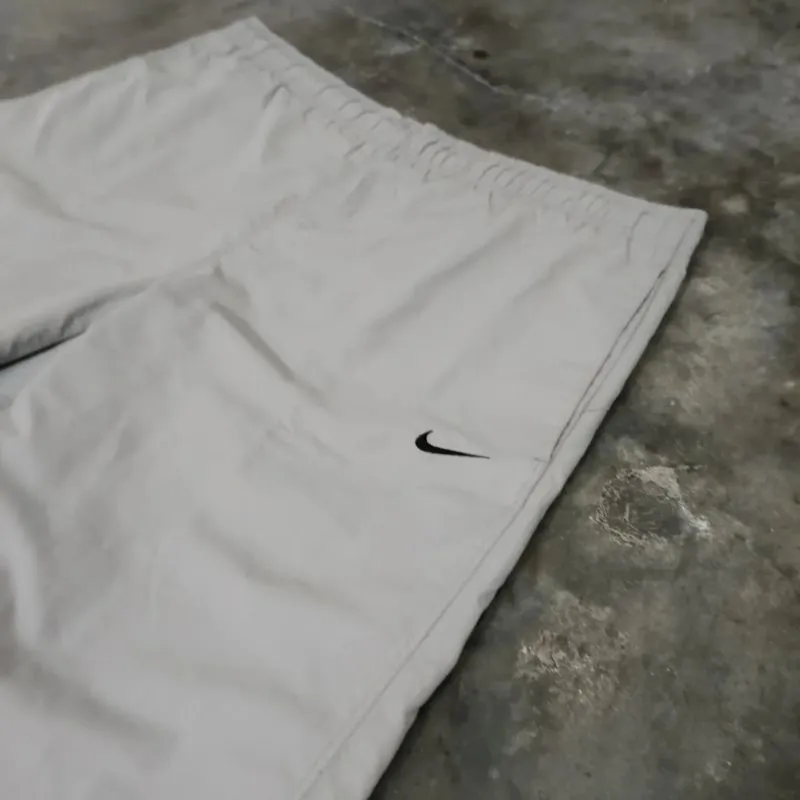 Nike Streetwear Y2K Tracksuit Pria black gray photo 1