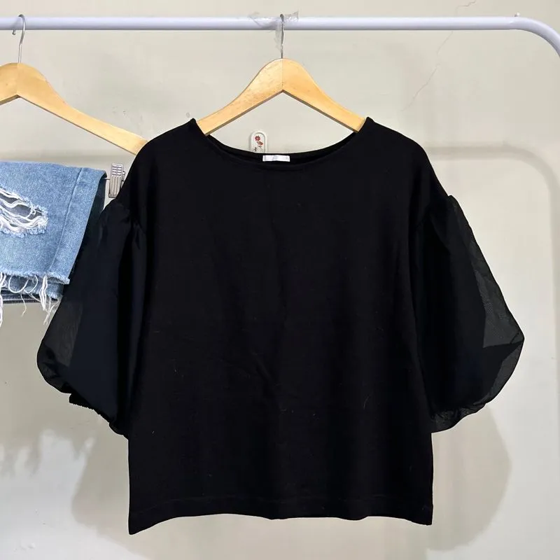 Uniqlo Fairy Blouse Wanita black photo 1