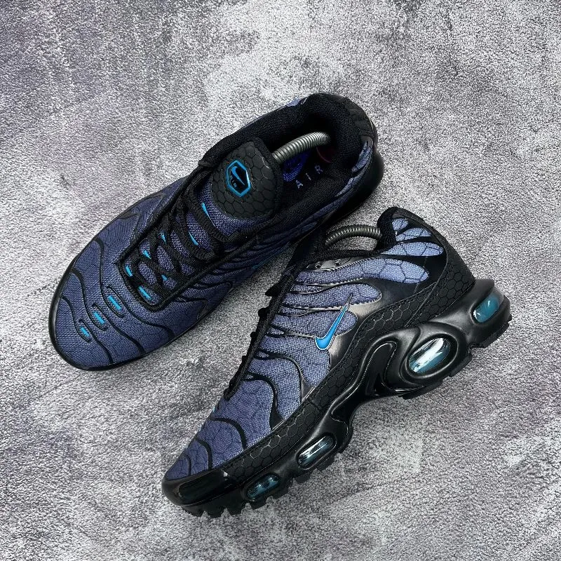 Nike Streetwear Sneakers Pria navy black photo 1