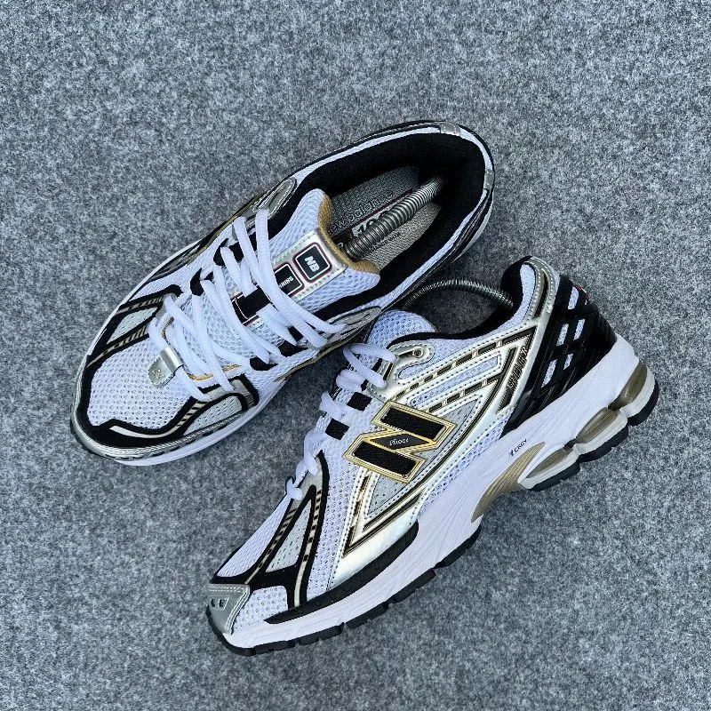 New Balance Streetwear Sportswear Sneakers Pria silver photo 1