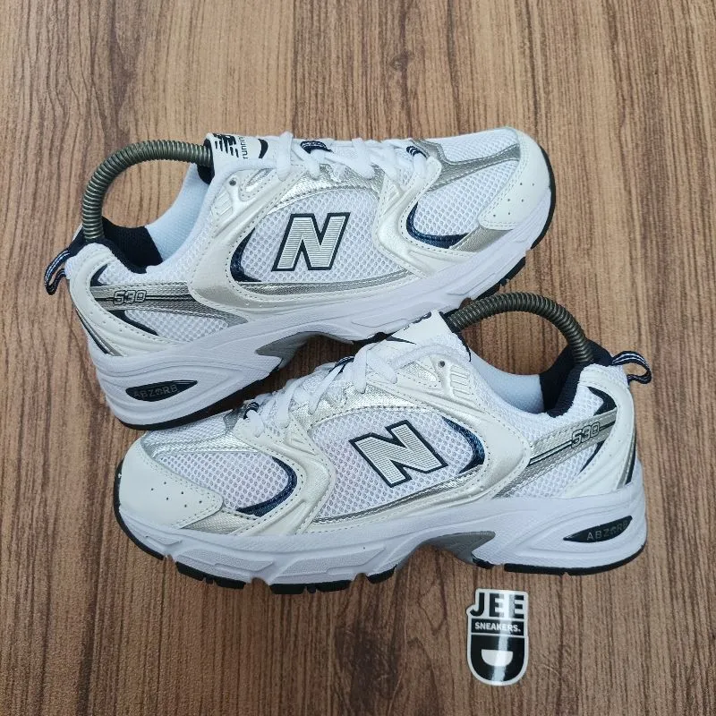 New Balance Sportswear Casual Sneakers Wanita white navy photo 1