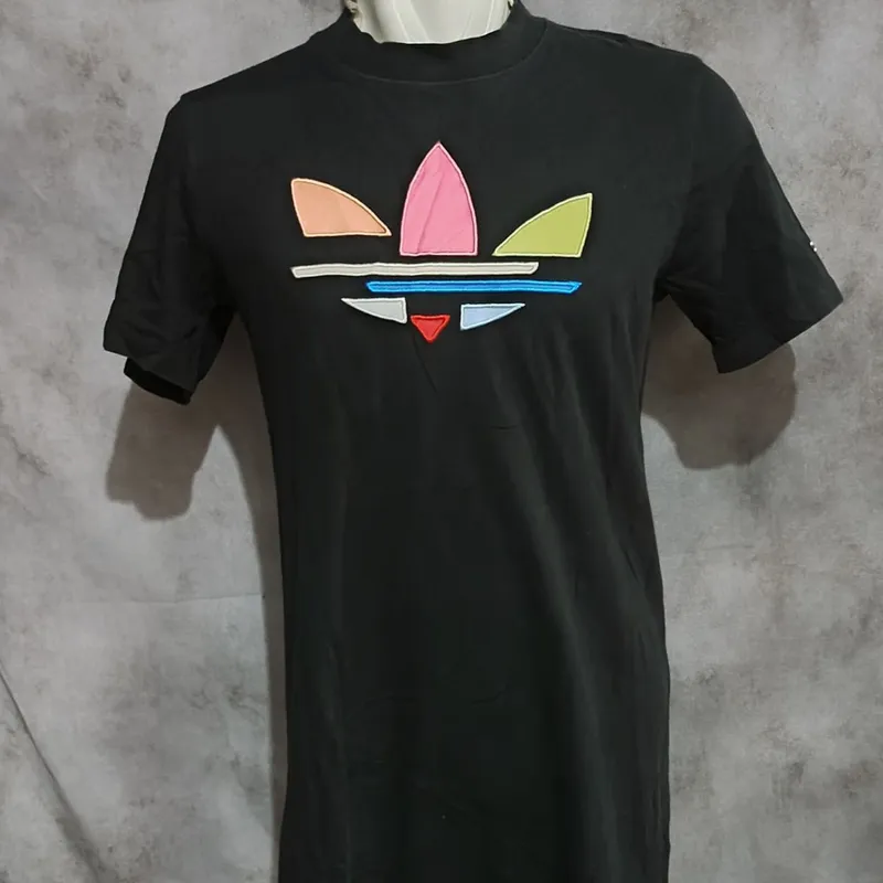 Adidas Streetwear Casual T-shirt Wanita black photo 1