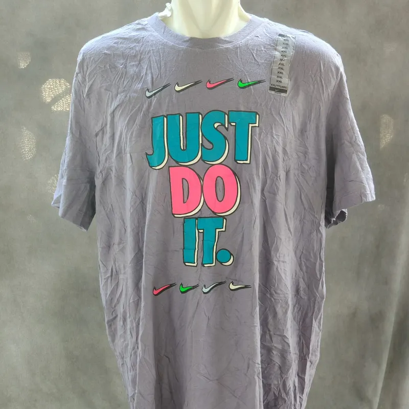 Nike Streetwear Casual T-shirt Pria gray photo 1
