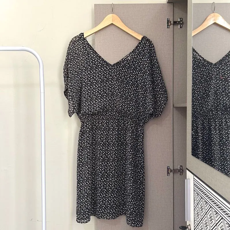 Minimalist Summer dress Wanita white black photo 1