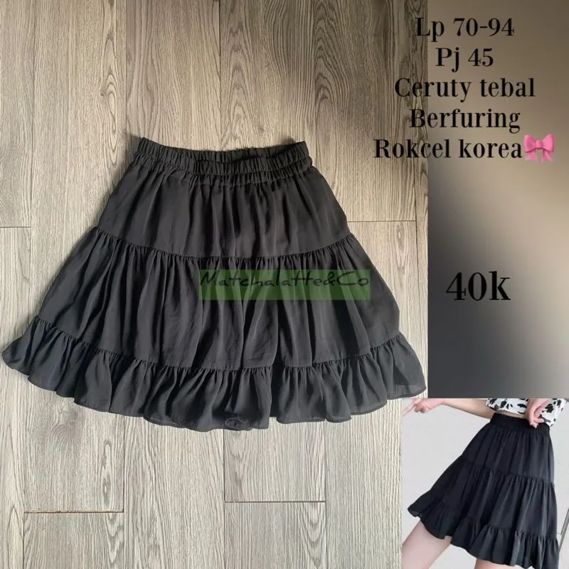 Minimalist Mini skirt Wanita black photo 1
