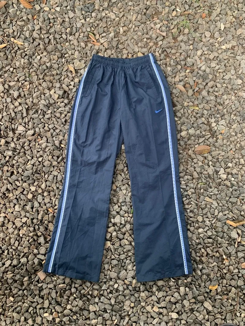 Nike Sportswear Tracksuit Pria navy photo 1