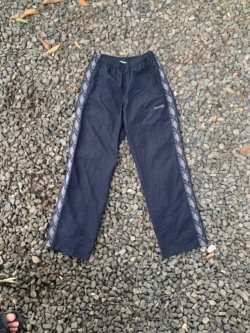 Reebok Streetwear Tracksuit Pria black photo 1