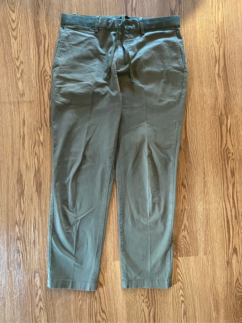 Uniqlo Casual Casual pants Pria green photo 1