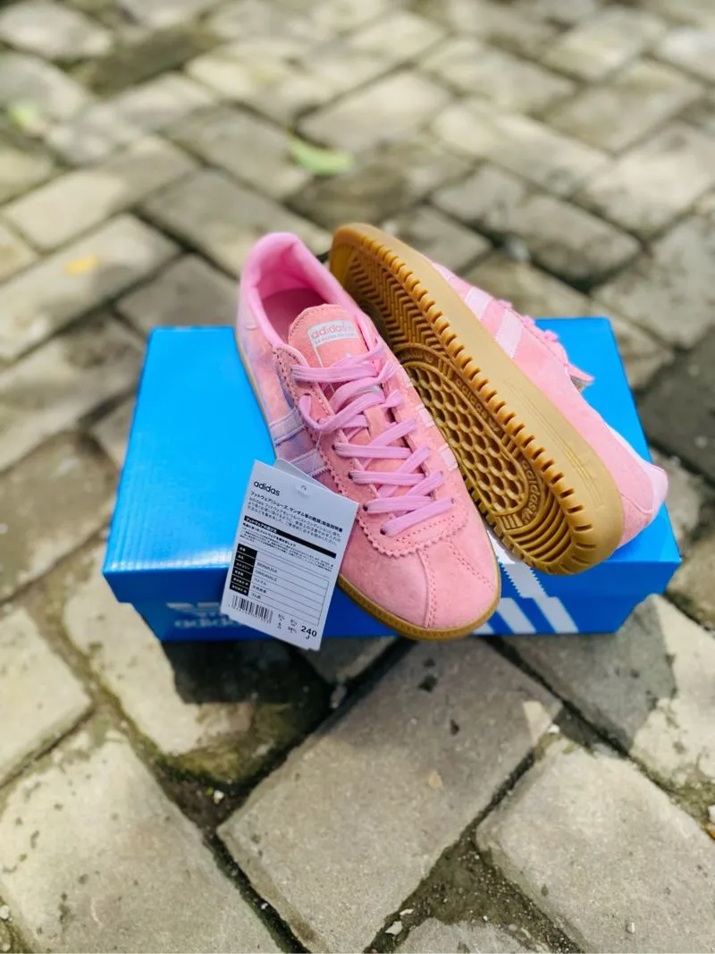 Adidas Casual Sneakers Wanita pink photo 1