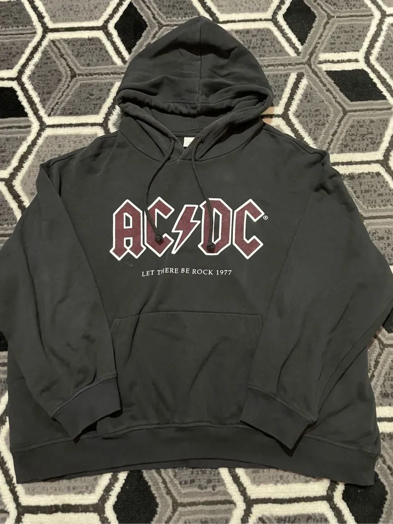 H&M Streetwear Hoody Wanita black photo 1