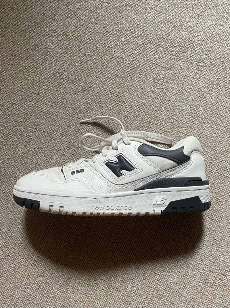 New Balance Streetwear Y2K Sneakers Wanita white photo 1