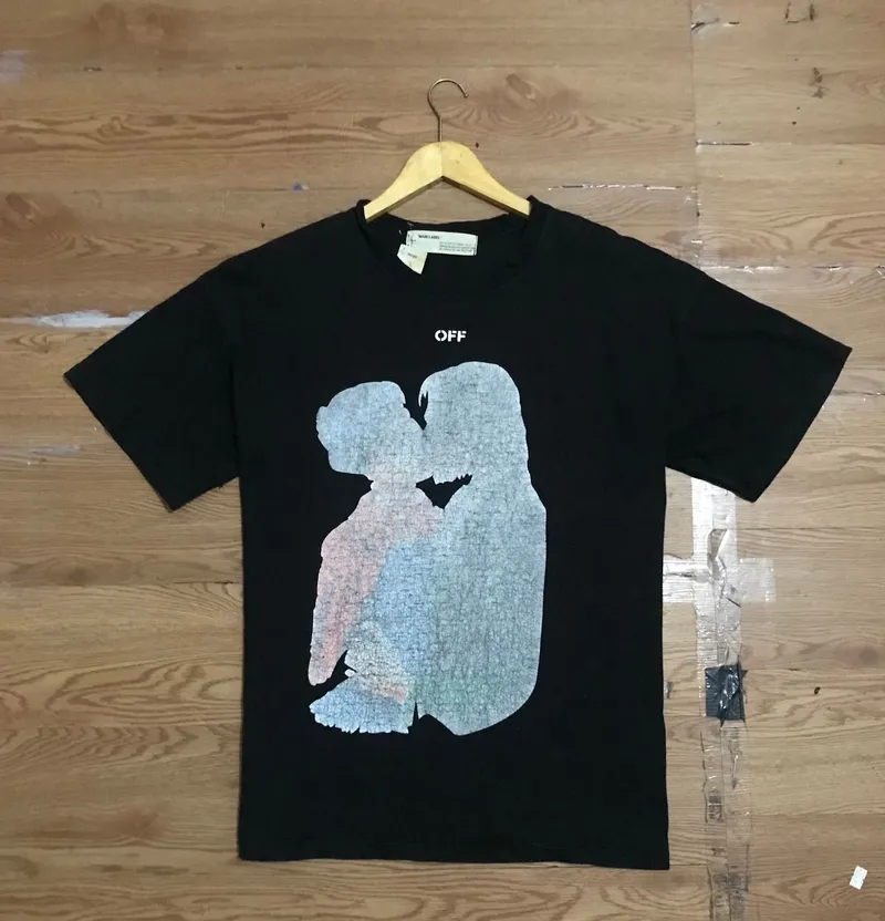 Kaos Off White Lebar 62 Preloved