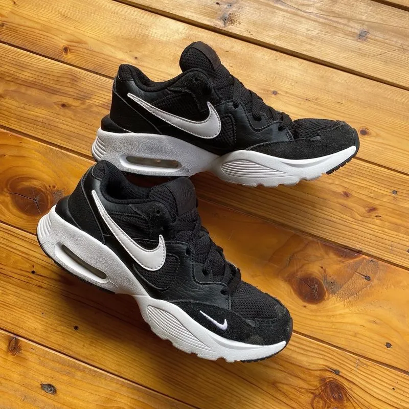 Nike Streetwear Sportswear Sneakers Pria black photo 1