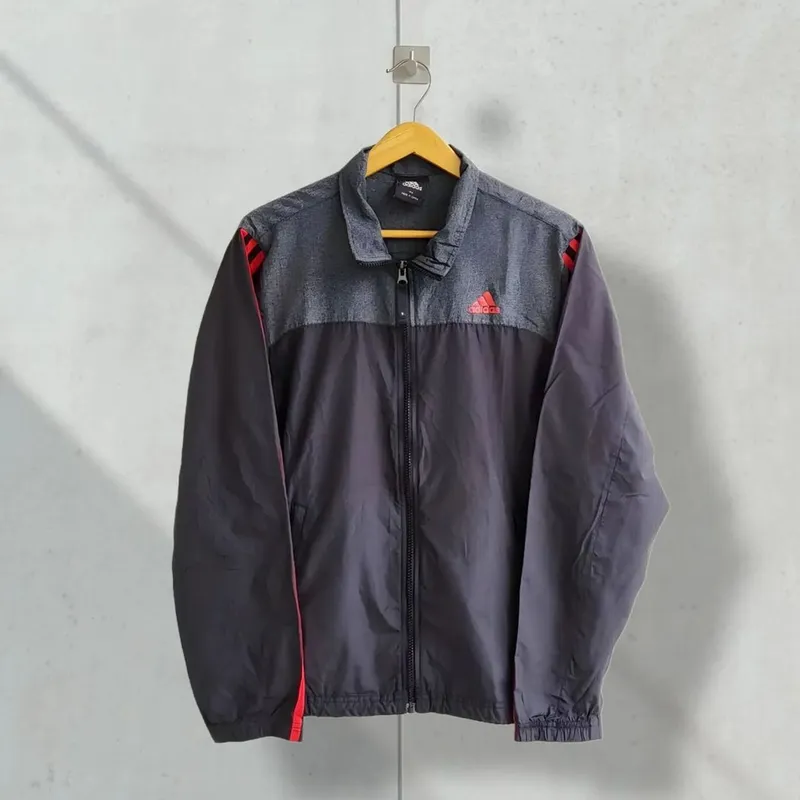 Adidas Windbreaker Pria black photo 1