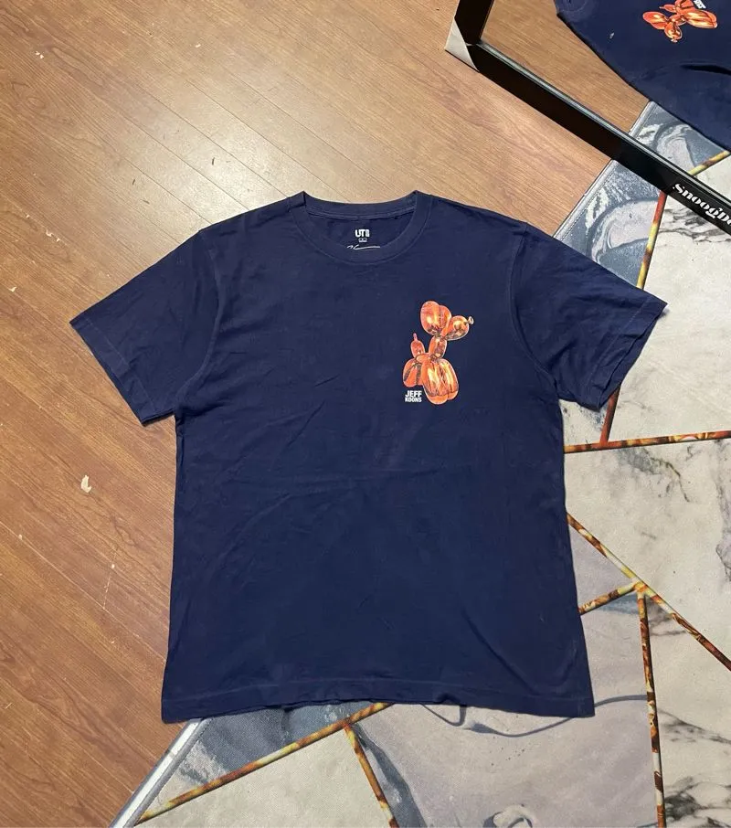 Uniqlo Y2K Casual T-shirt Pria blue photo 1