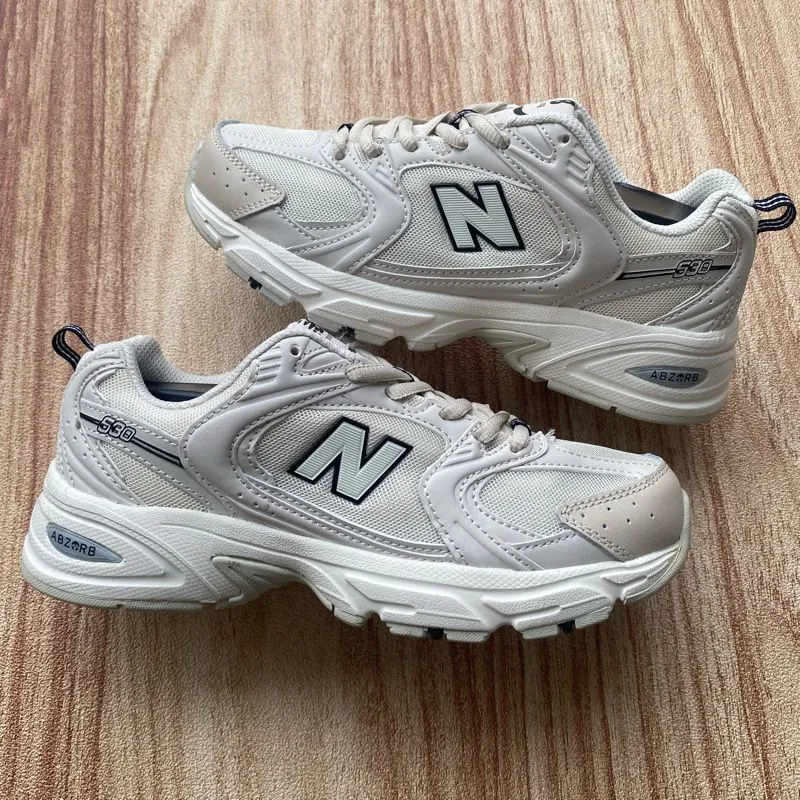 New Balance Casual Sneakers Wanita white photo 1