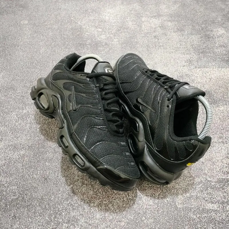Nike Vintage Skater Sneakers Pria black photo 1