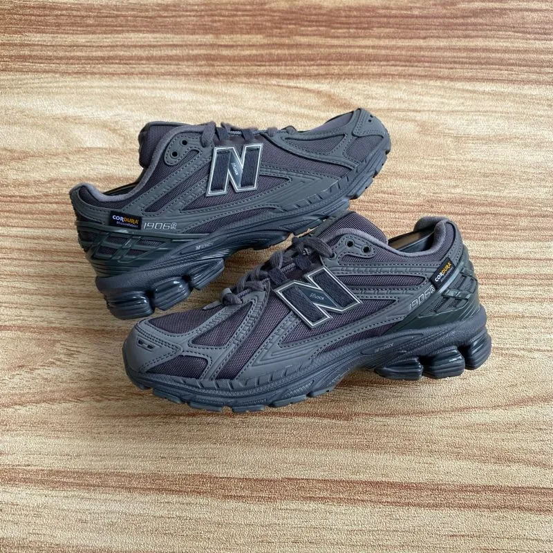 New Balance Casual Sneakers Pria multicolor photo 1