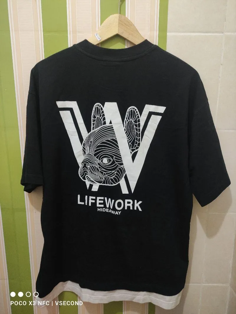 Life Work Casual T-shirt Pria black Preloved