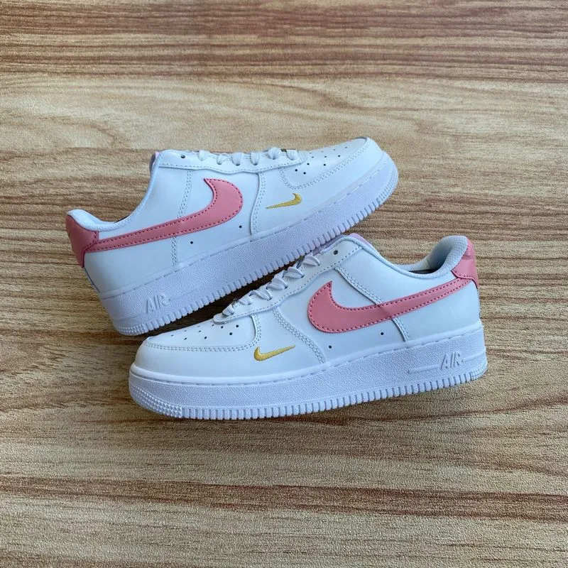 Nike Casual Sneakers Wanita white photo 1