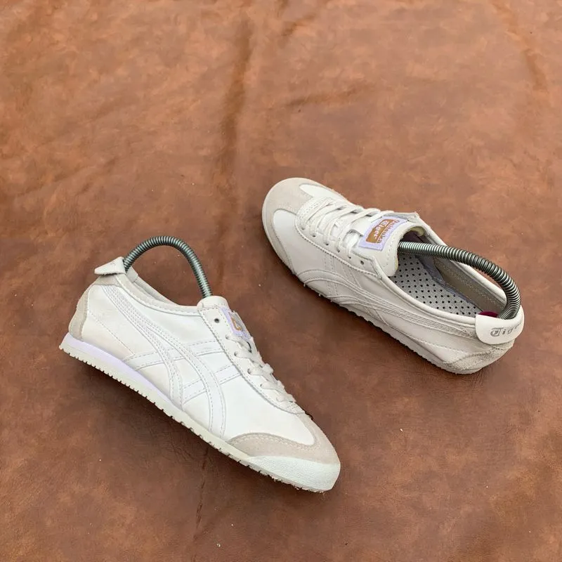 Onitsuka Tiger Streetwear Sneakers Wanita white photo 1