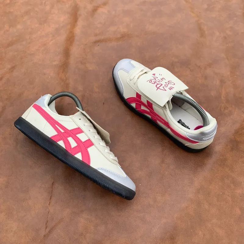 Onitsuka Tiger Streetwear Sneakers Wanita white pink photo 1