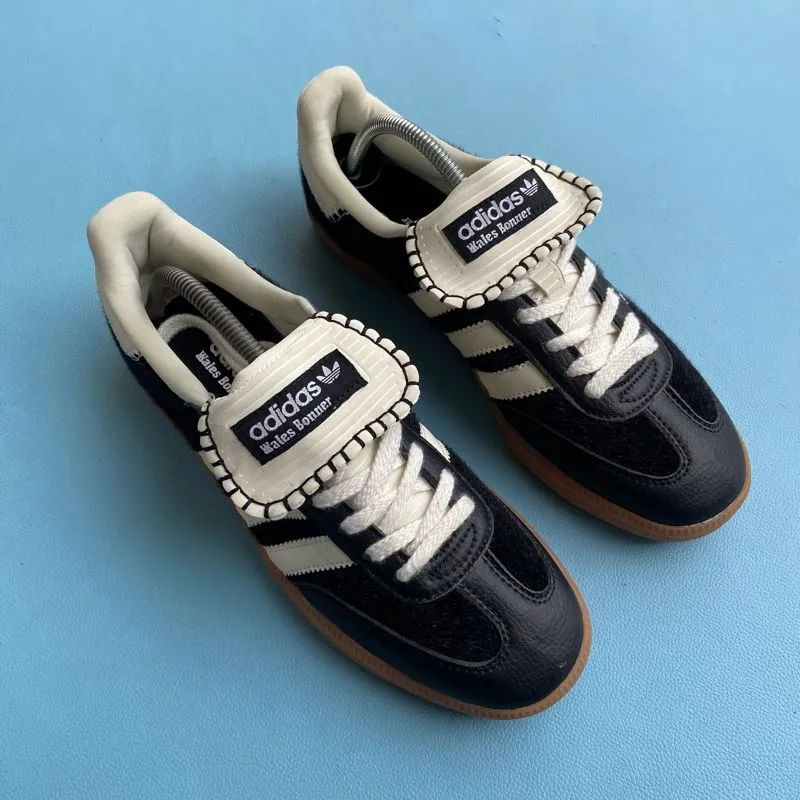 Adidas Casual Sneakers Pria tan black photo 1