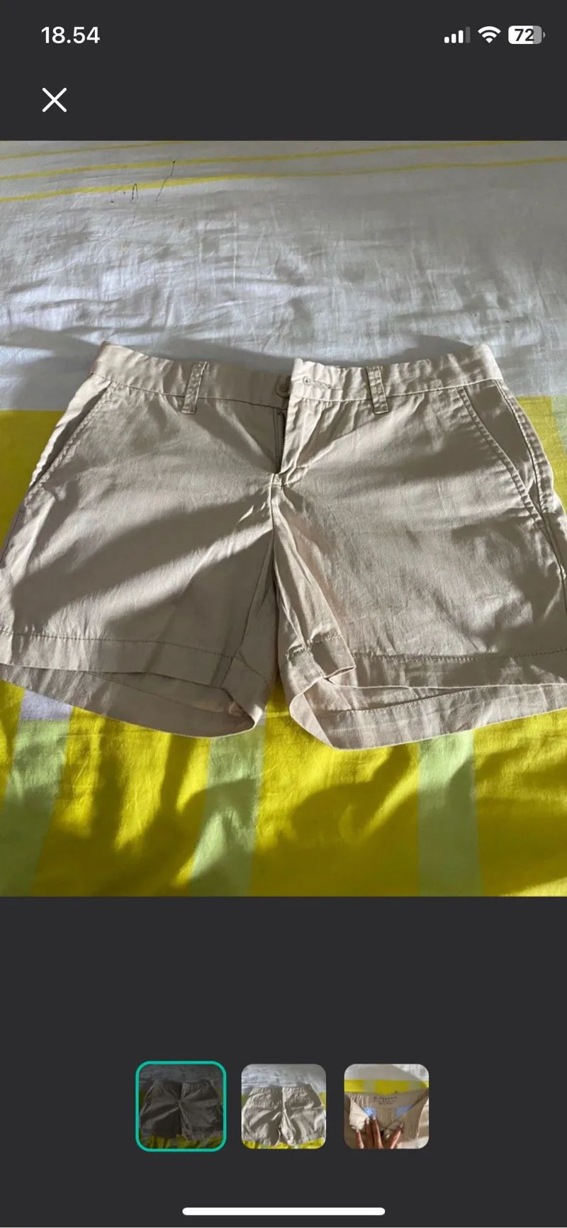 Giordano Casual Short Wanita tan photo 1