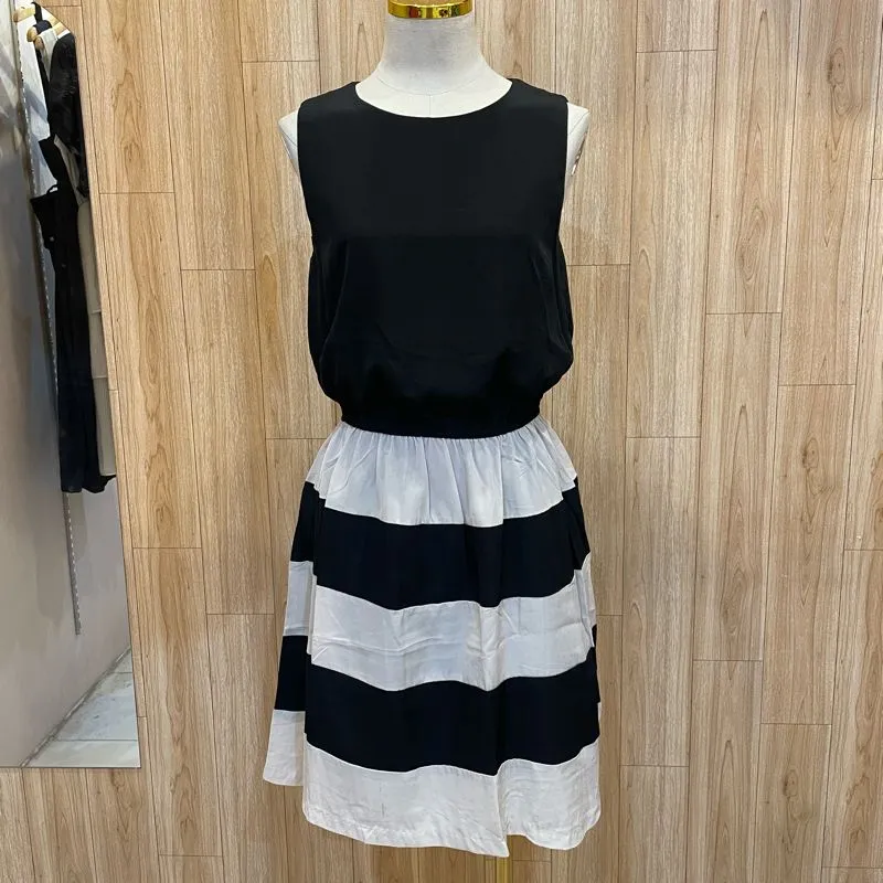 Casual Casual dress Wanita tan black photo 1