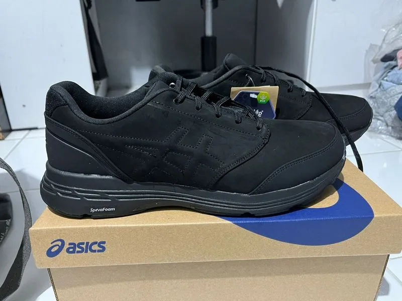 Asics Casual Sneakers Pria black photo 1