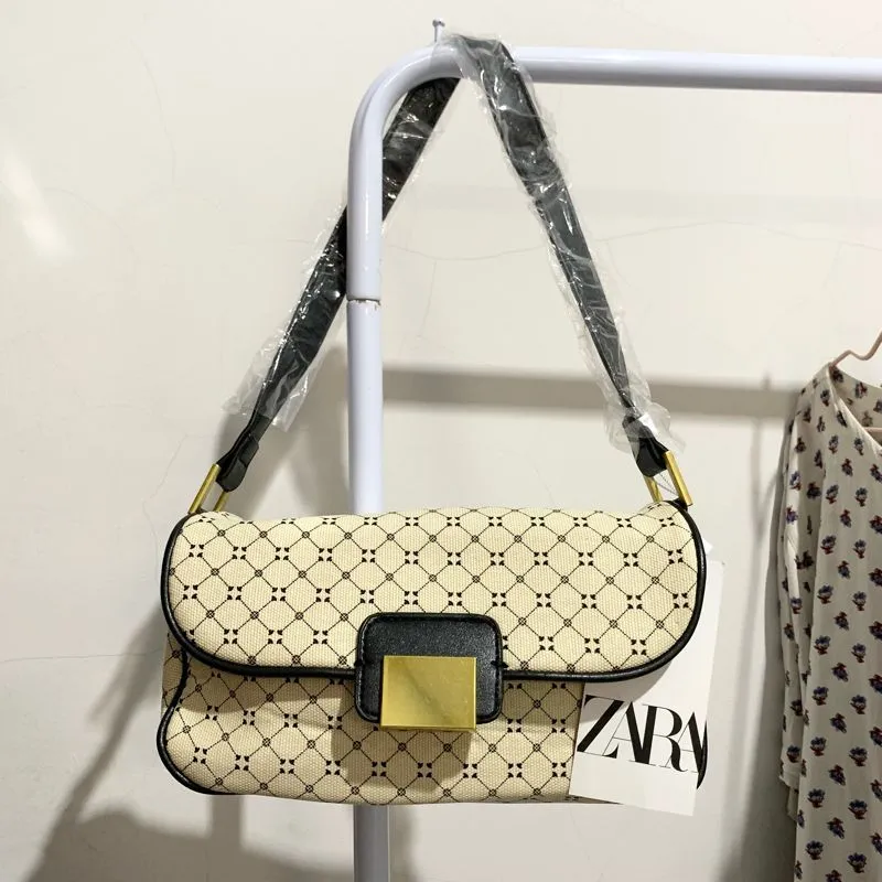 ZARA Coquette Minimalist Shoulder bag Wanita cream photo 1